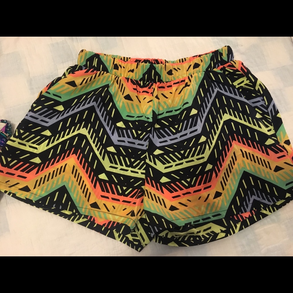 Vestique shorts